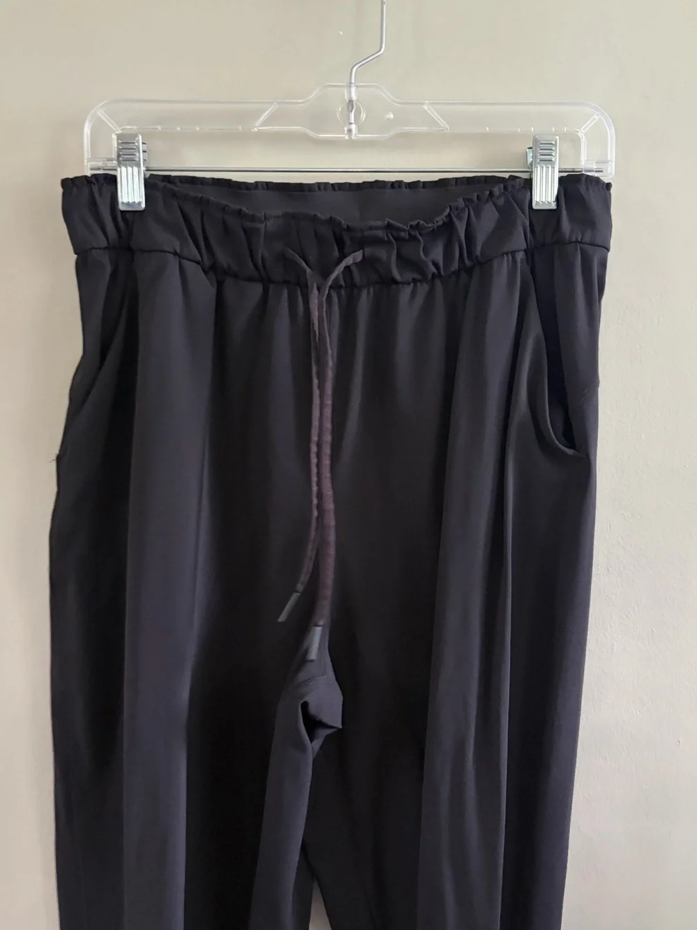 Lululemon Keep Moving Jogger Black‎ Women's Size 8